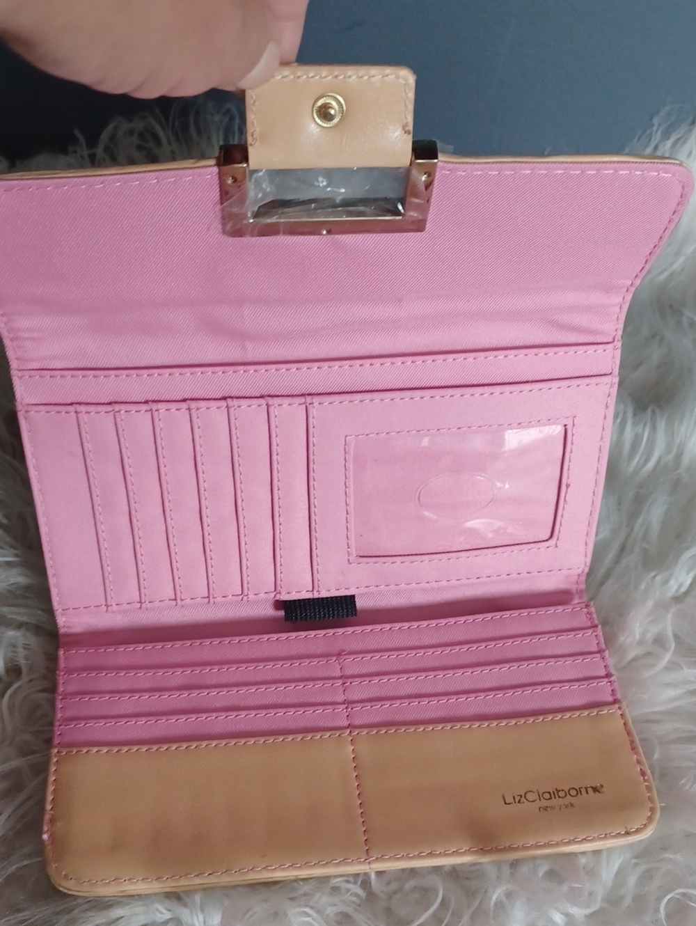 Liz Claiborne Colorful Wallet - Picture 6 of 16